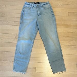 Hollister Women's Light Blue Ankle Jeans